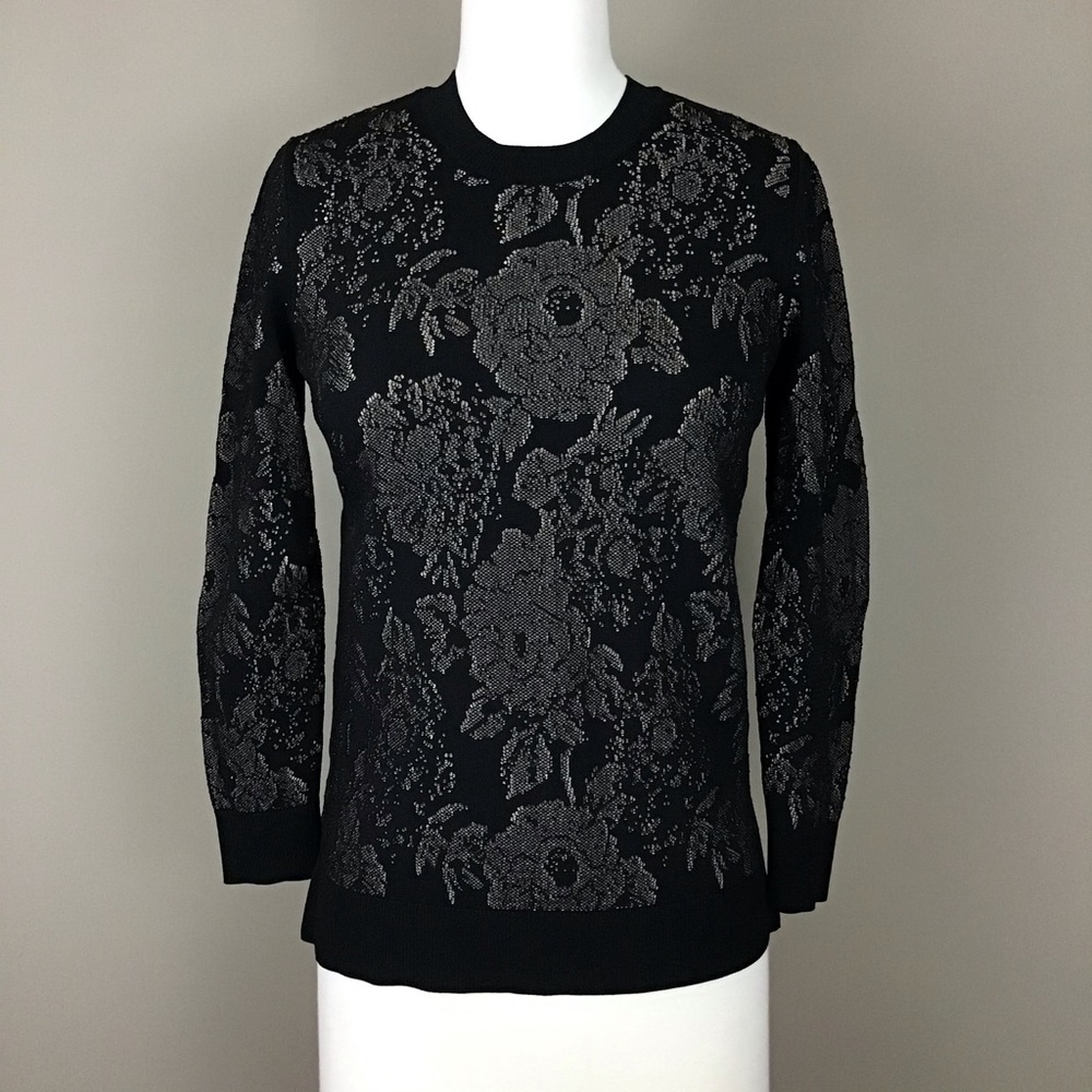 Ann Taylor Black and Nude Sweater Size Small